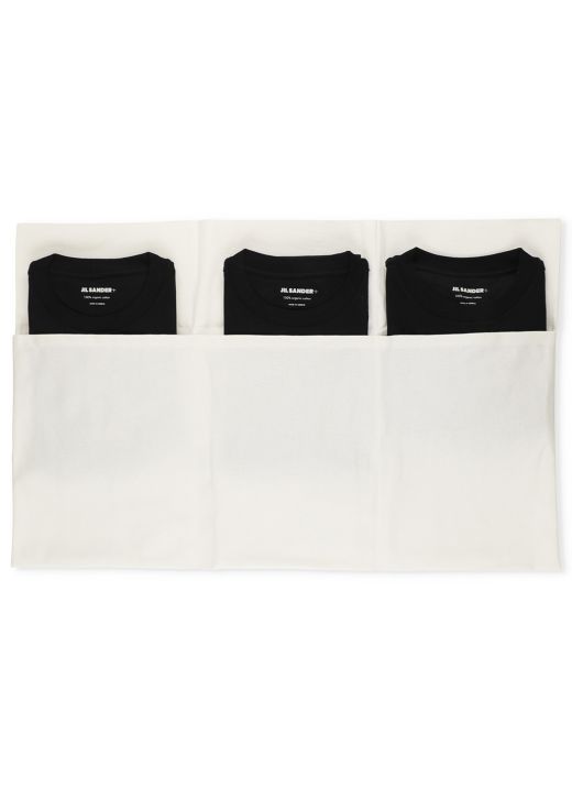 Three t-shirt with patch