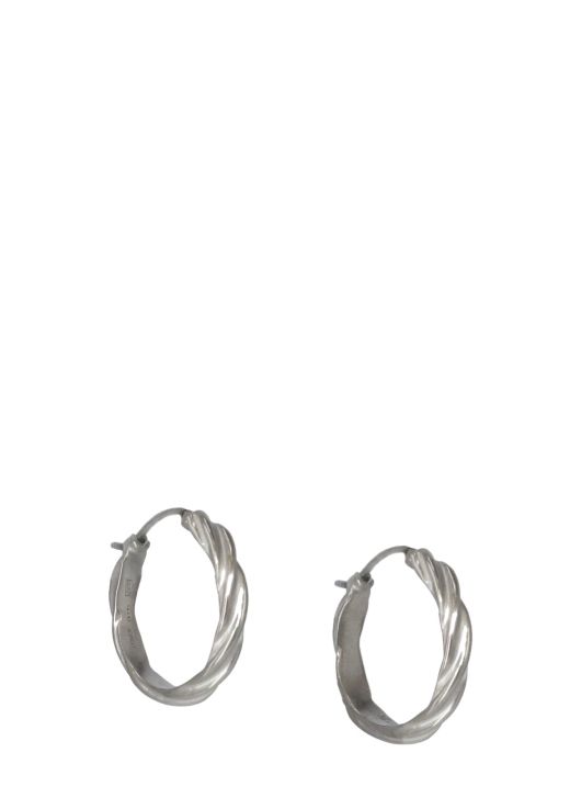 Timeless hoop earrings