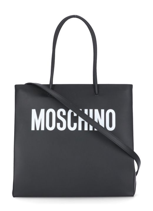 Shopping bag with logo