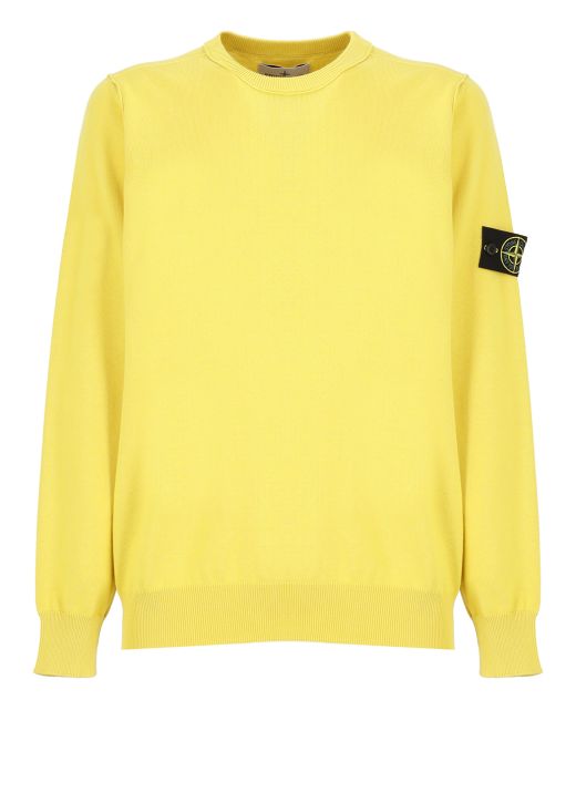 Sweater with logoed patch